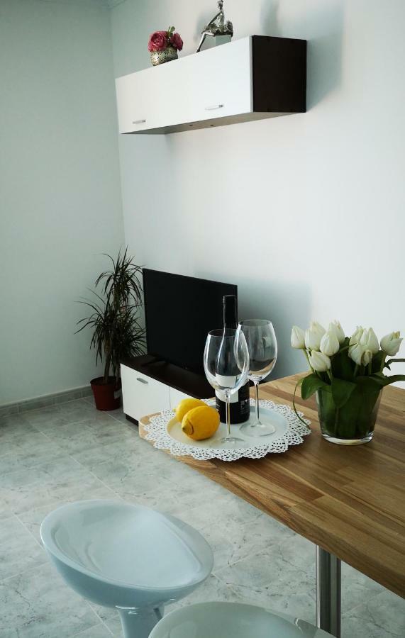 Apartment Granada 302 Pool&Beach 또레비에하 외부 사진